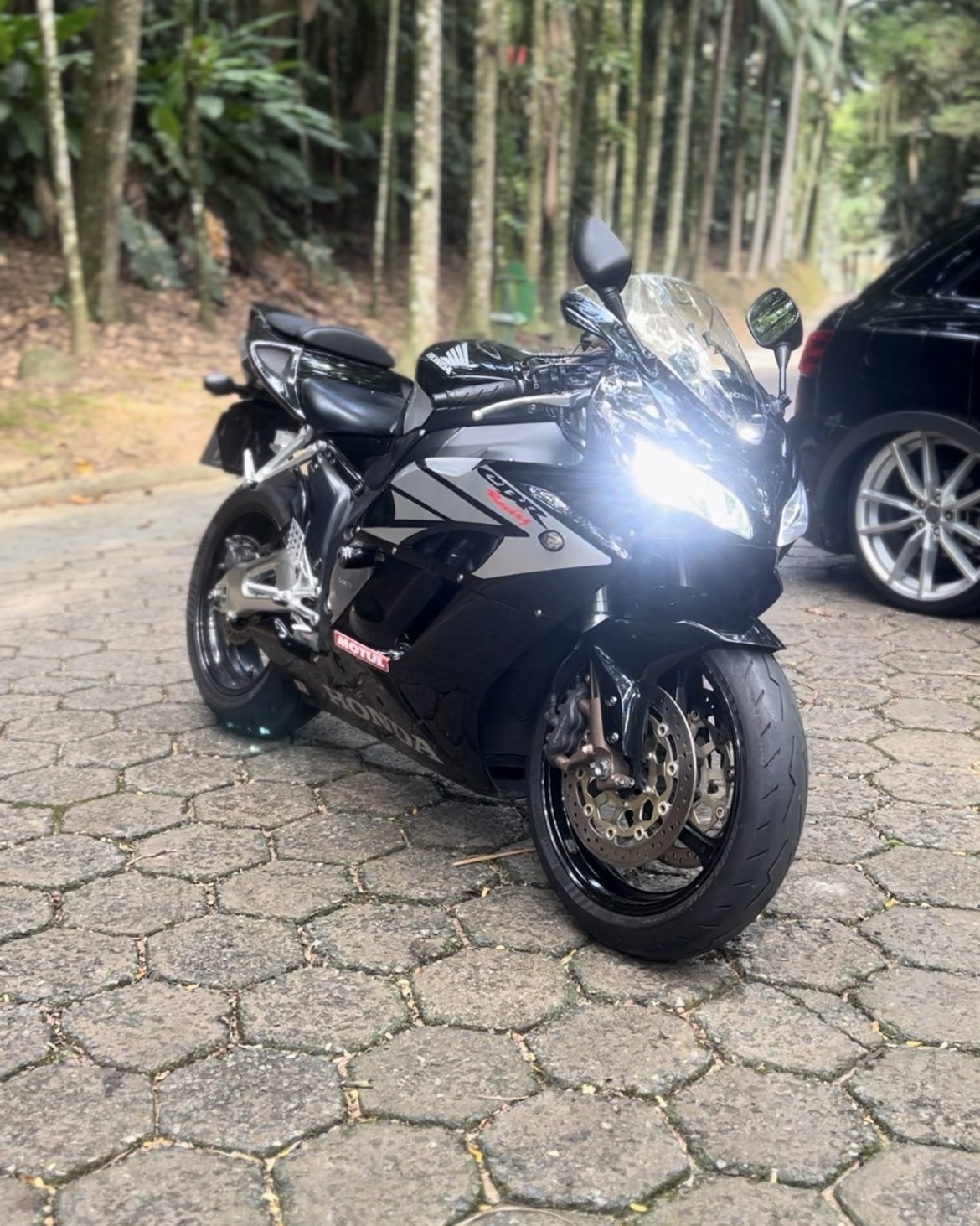 Audi Q3 + CBR 1000RR ou 100k no Pix!